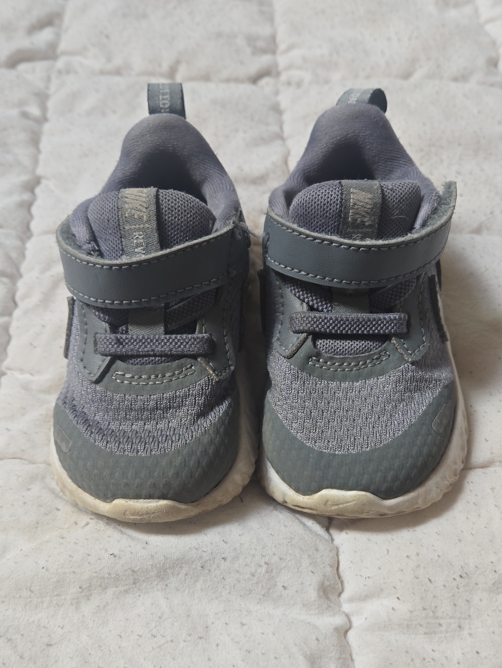 Nike Toddler Gray Hook-and-Loop Knit Sneakers